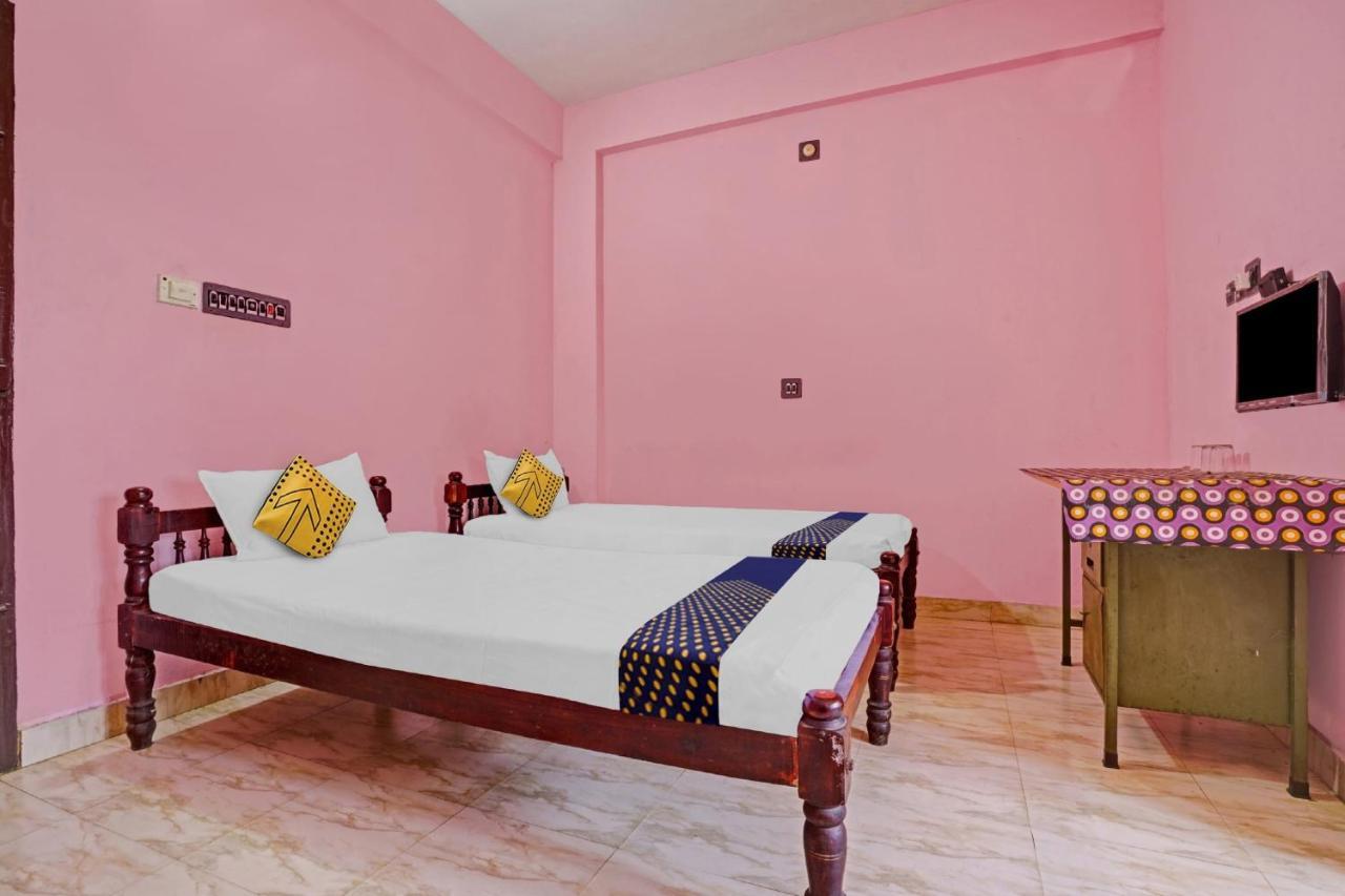 Hotel O Ss Residency Punalur Bagian luar foto