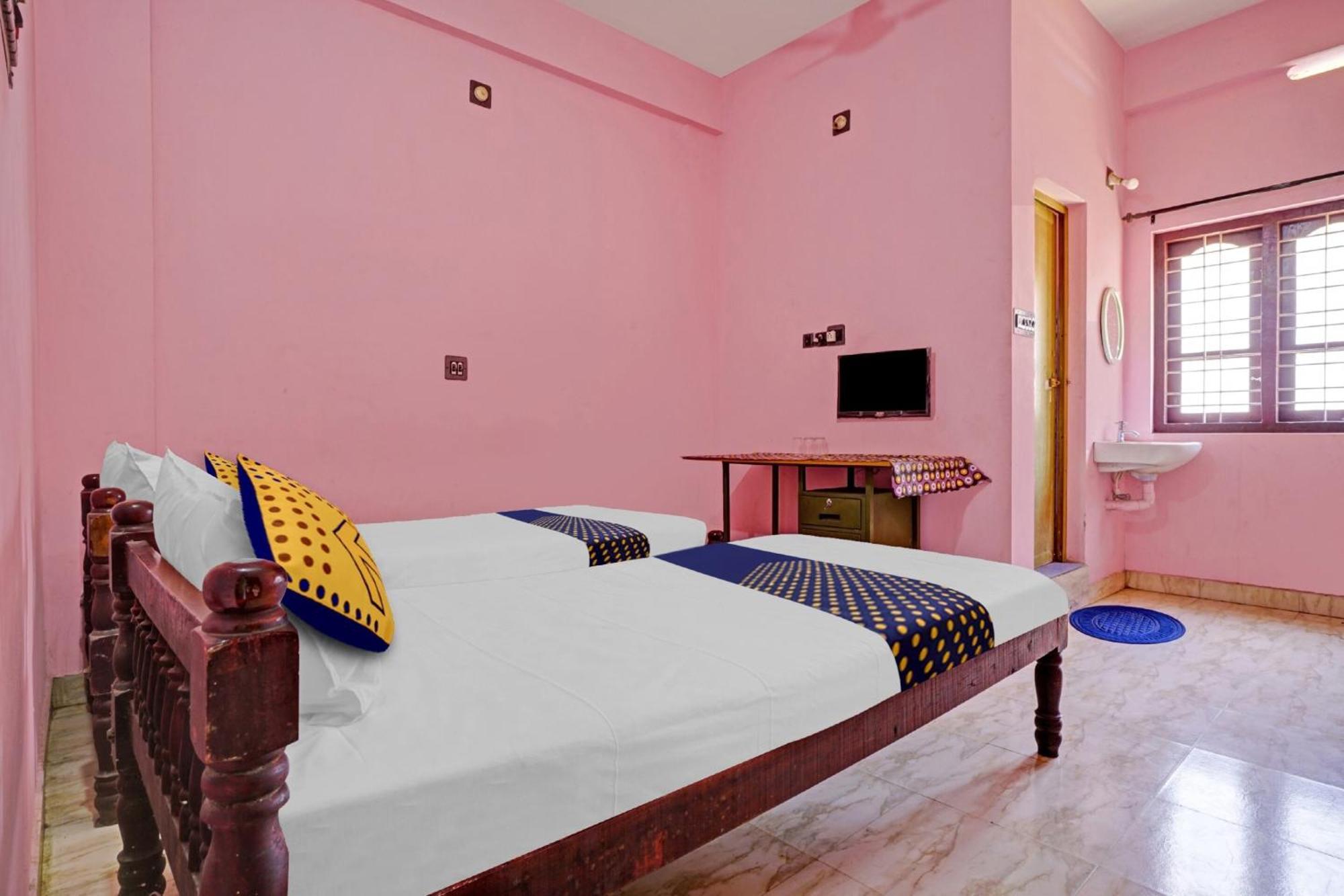 Hotel O Ss Residency Punalur Bagian luar foto